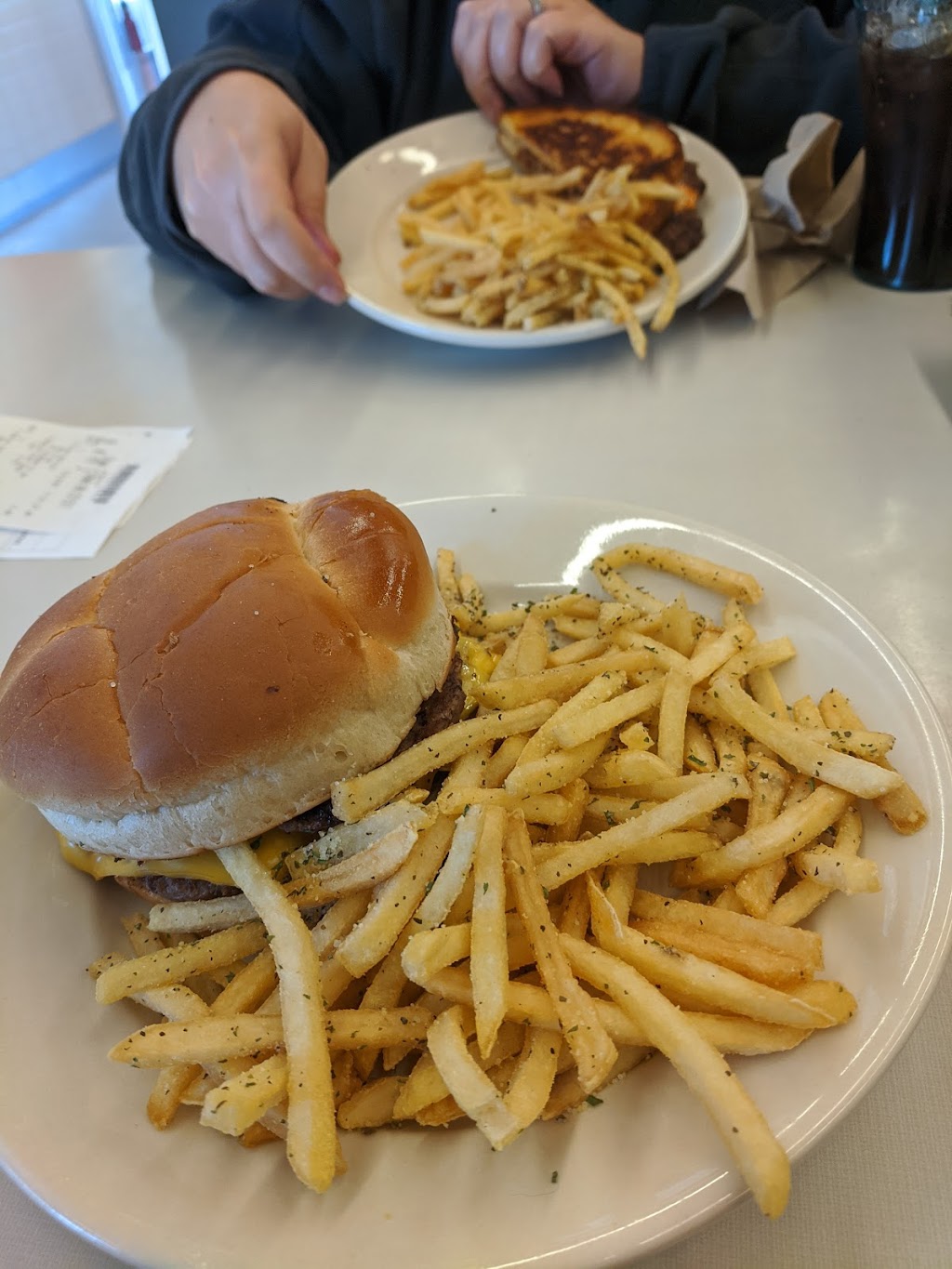 Steak n Shake | restaurant | 2006 E Parkway Dr, Russellville, AR 72802, USA | 4792195400 OR +1 479-219-5400