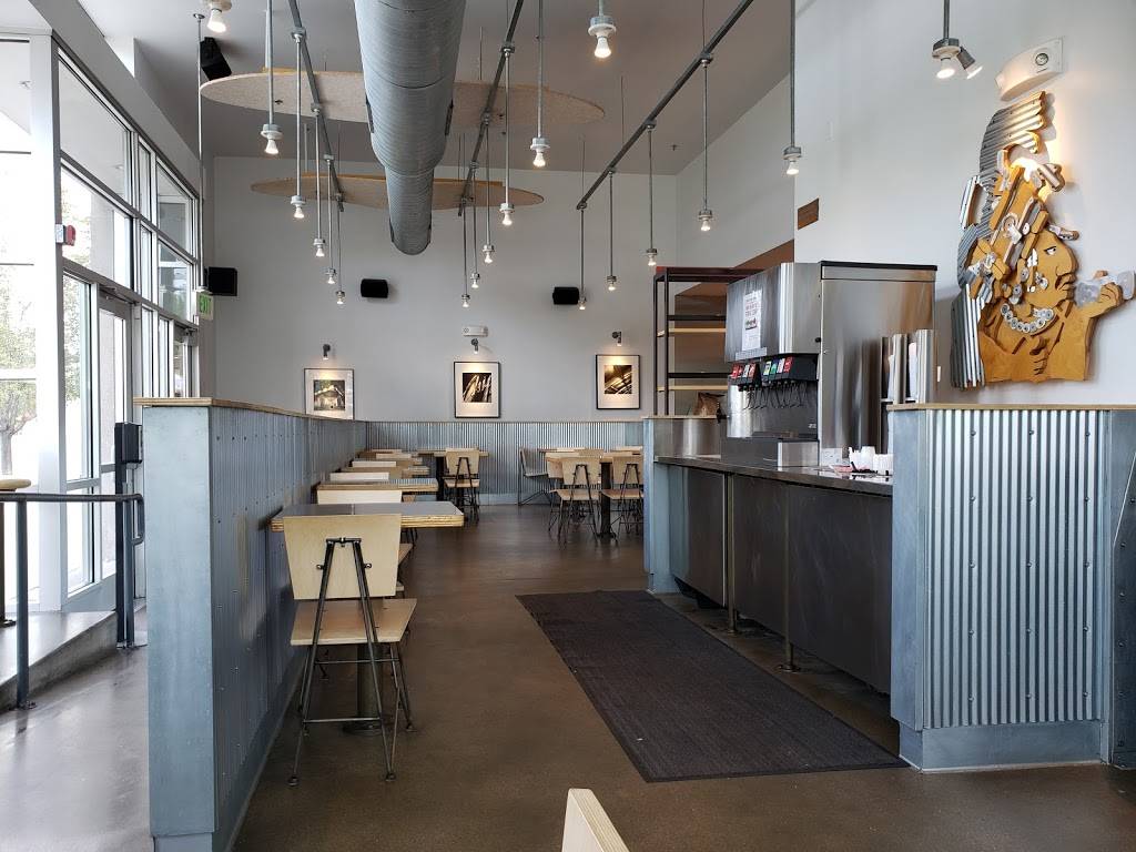 Chipotle Mexican Grill | restaurant | 2500 E Colfax Ave, Denver, CO 80206, USA | 3033885300 OR +1 303-388-5300