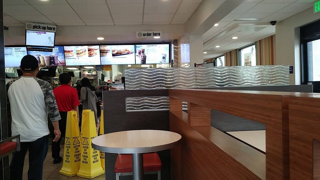 McDonalds | cafe | 2584 Slauson Ave, Huntington Park, CA 90255, USA | 3235814267 OR +1 323-581-4267