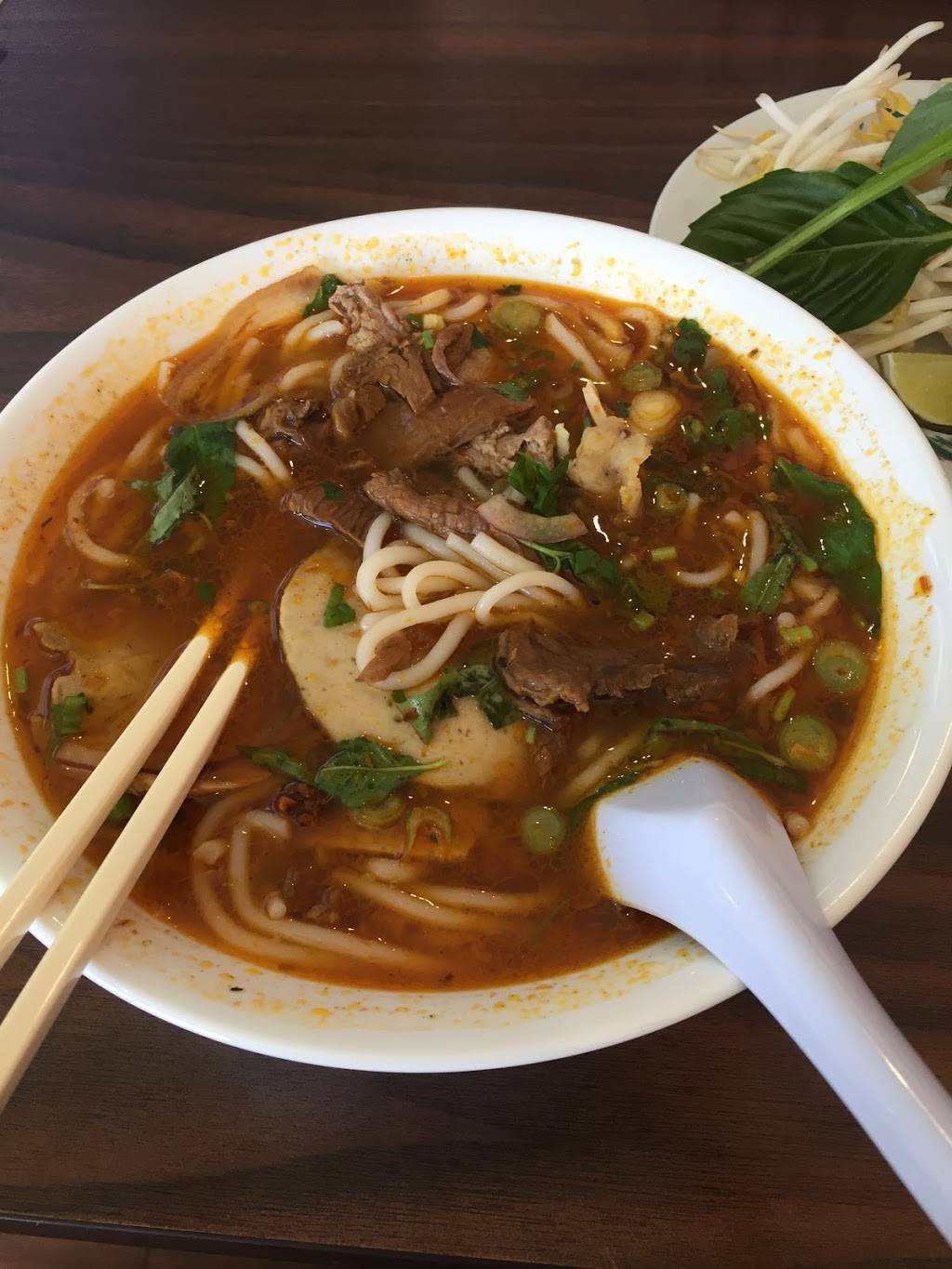 Pho Mi 888 Restaurant | restaurant | 972 Hamilton Rd Unit 11, London, ON N5W 1V6, Canada | 5194550361 OR +1 519-455-0361