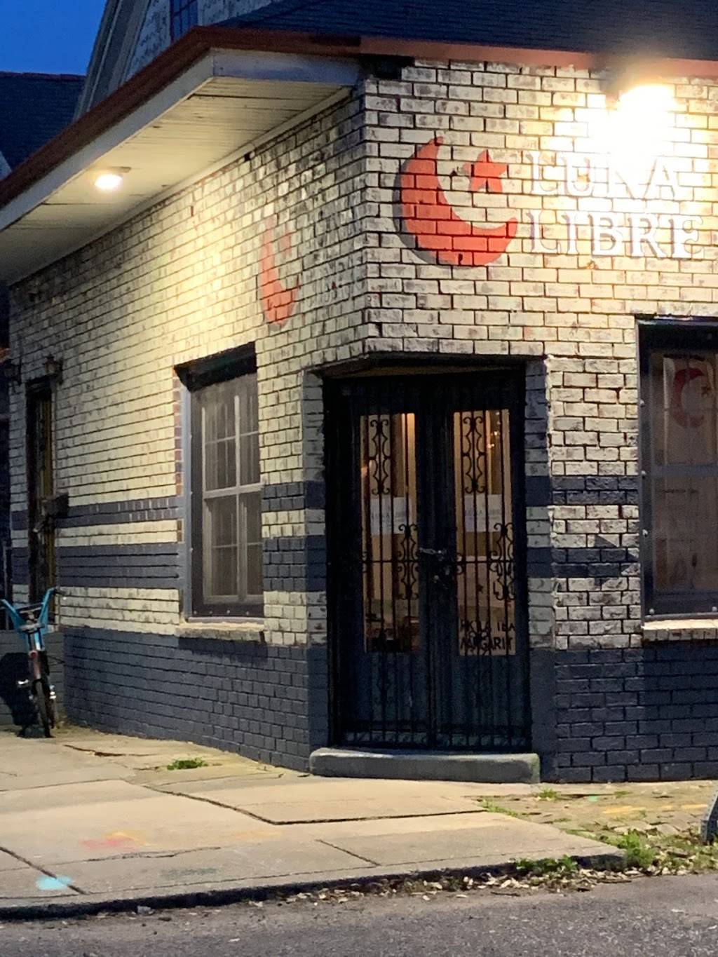 Luna Libre | restaurant | 3600 St Claude Ave, New Orleans, LA 70117, USA | 5042371284 OR +1 504-237-1284