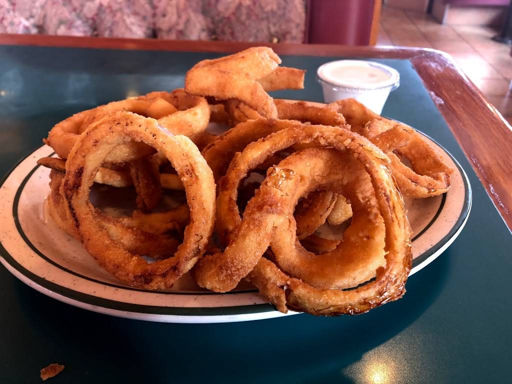 Johns Place | restaurant | 171 E First St, Tustin, CA 92780, USA | 7148388391 OR +1 714-838-8391