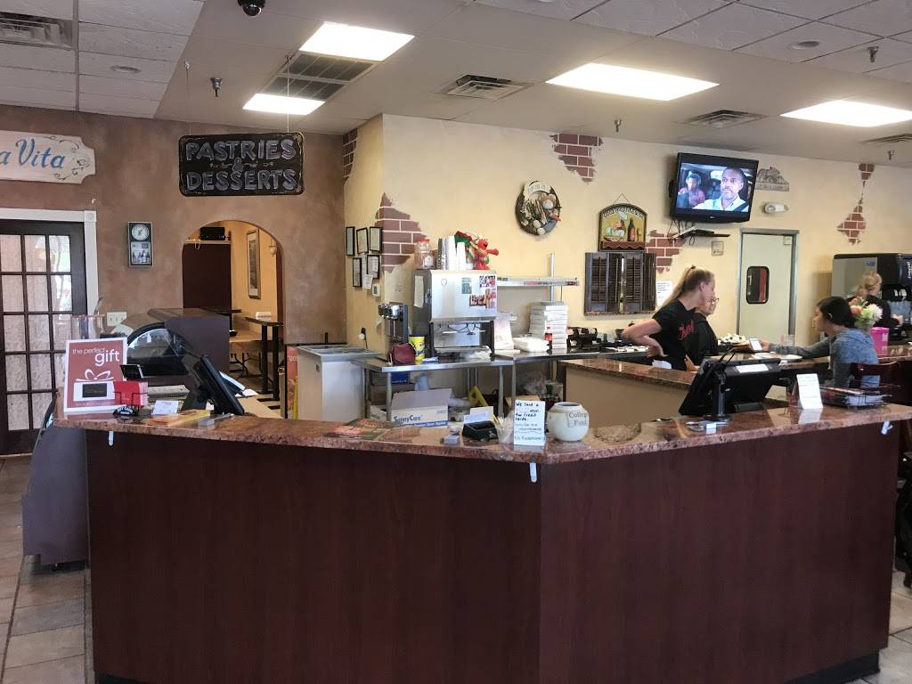 Taranovas | restaurant | 4201 Neshaminy Blvd Neshaminy Square Shopping Center, Bensalem, PA 19020, USA | 2153969655 OR +1 215-396-9655