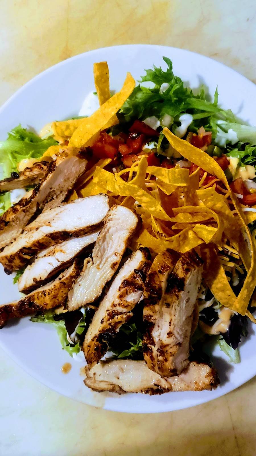 Normandy Park Ale House | restaurant | 19803 1st Ave S #104, Normandy Park, WA 98148, USA | 2065926986 OR +1 206-592-6986