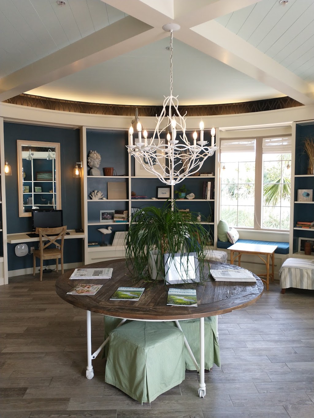 WaterColor Beach Club | restaurant | 24 Goldenrod Cir, Santa Rosa Beach, FL 32459, USA | 8505345000 OR +1 850-534-5000