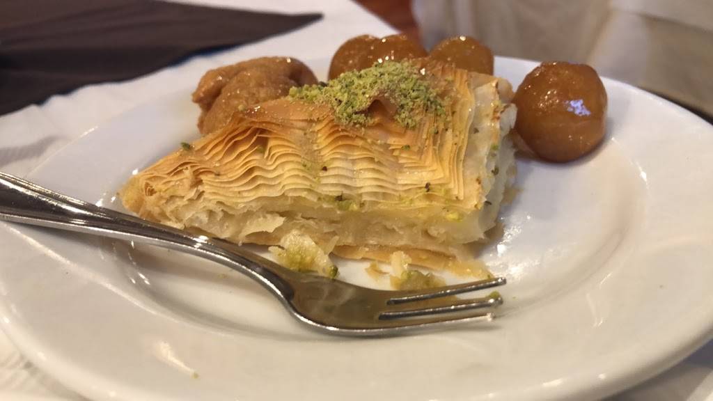 Sea Catcher | restaurant | 10331 S Roberts Rd, Palos Hills, IL 60465, USA | 7082335800 OR +1 708-233-5800