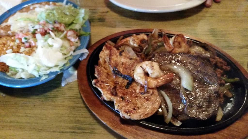 La Hacienda De Leon | restaurant | 5131 Lapalco Blvd, Marrero, LA 70072, USA | 5043098057 OR +1 504-309-8057