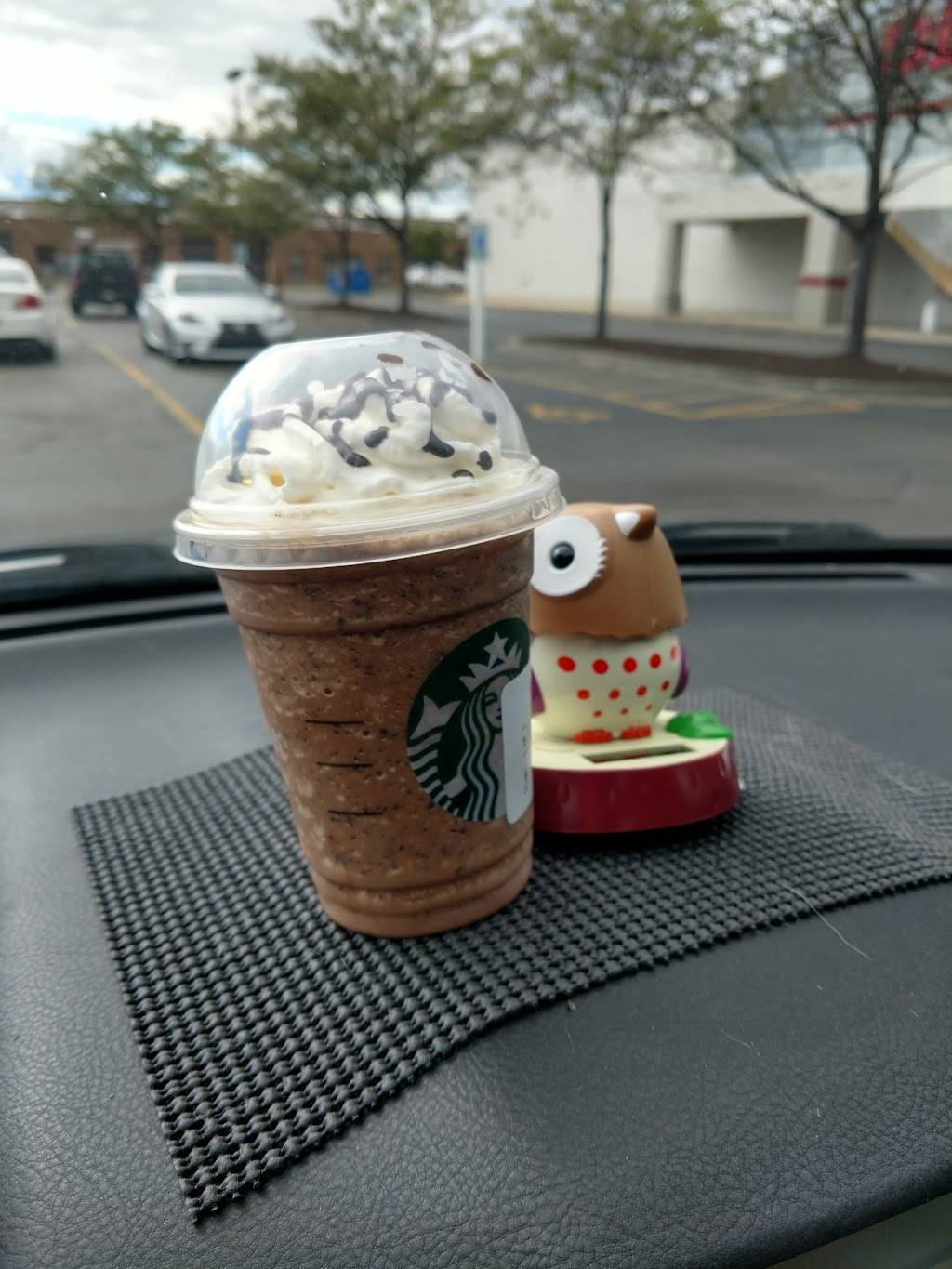 Starbucks | cafe | 1555 Busse Rd, Elk Grove Village, IL 60007, USA | 8472285212 OR +1 847-228-5212