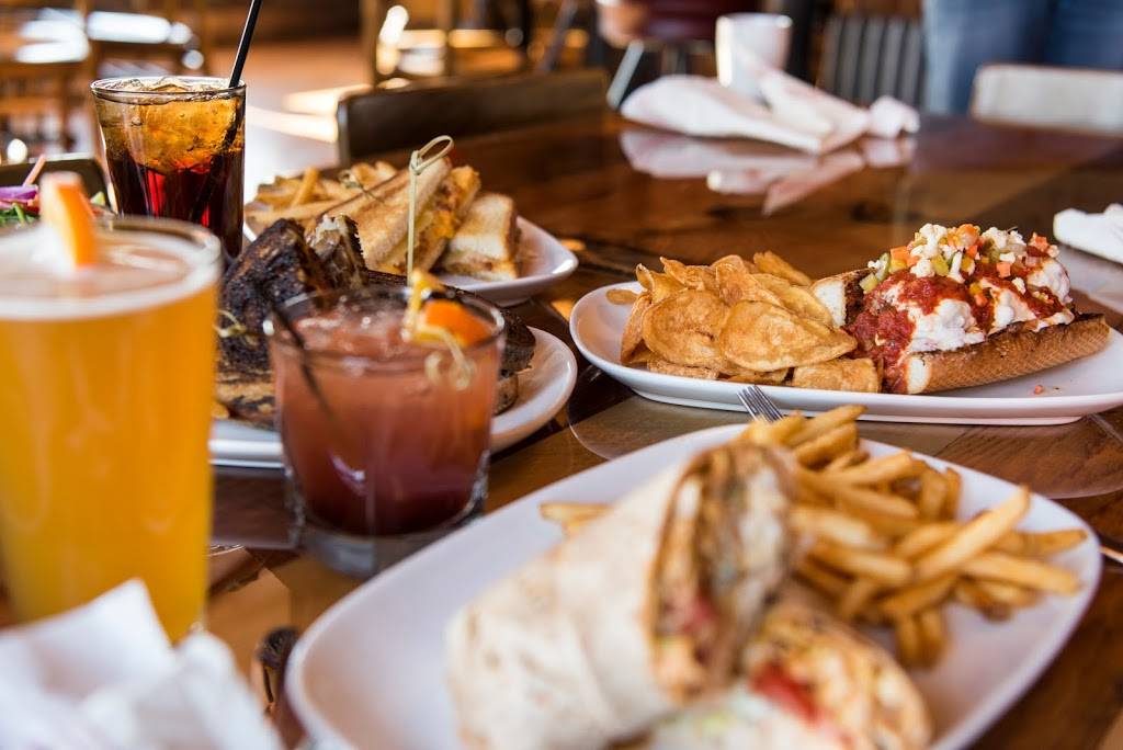 Bibingers Bar & Restaurant | restaurant | 3747 Cedar Creek Rd, Slinger, WI 53086, USA | 2622470703 OR +1 262-247-0703