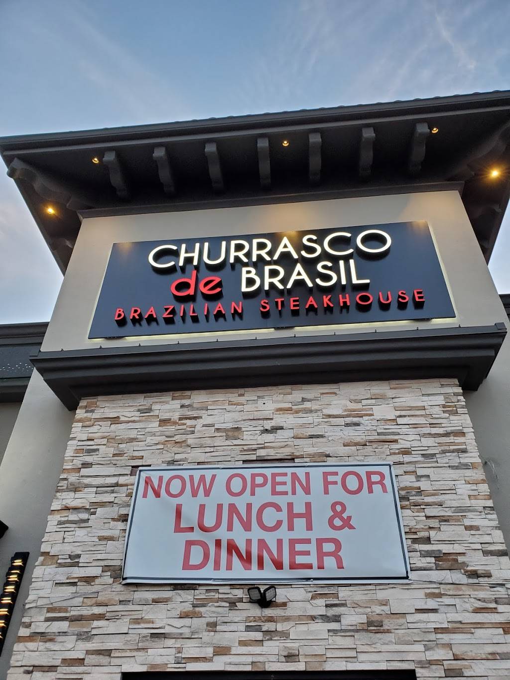 Churrasco de Brasil Brazilian Steakhouse | restaurant | 150 W Wetmore Rd, Tucson, AZ 85705, USA | 5202937991 OR +1 520-293-7991