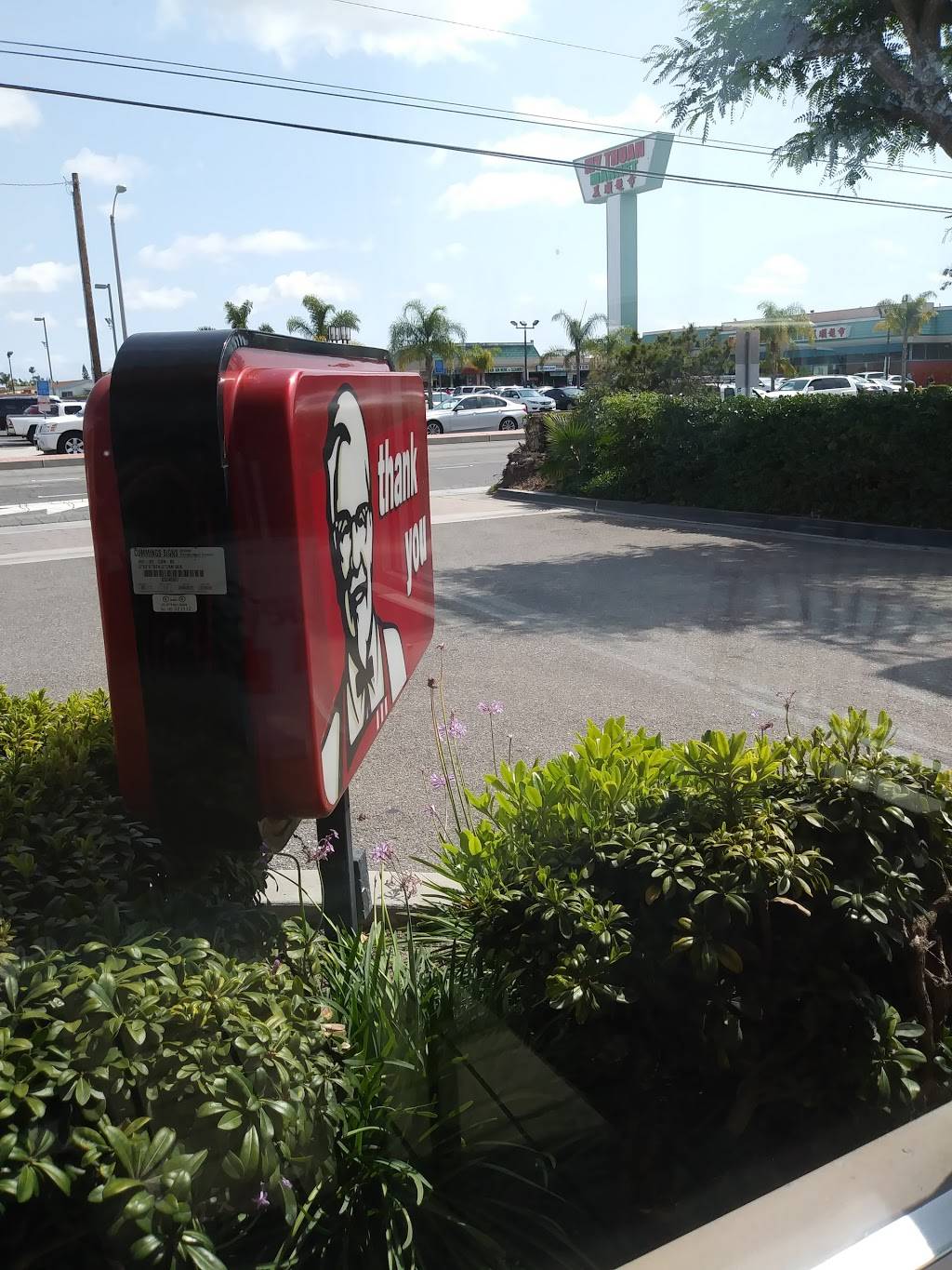 KFC | restaurant | 8971 Westminster Blvd, Garden Grove, CA 92844, USA | 7143738961 OR +1 714-373-8961