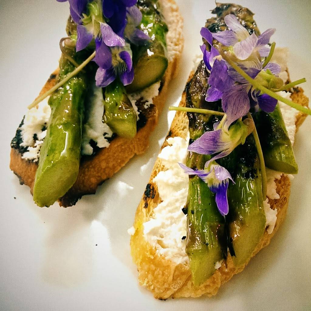 The Scarlet Runner | meal takeaway | 3640, 2467 A, Lititz Pike, Lancaster, PA 17601, USA | 7172087607 OR +1 717-208-7607