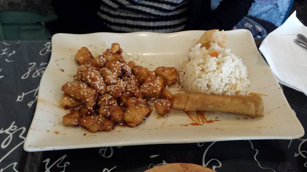 New Hong Kong | restaurant | Cooper Creek Way, Winter Park, CO 80482, USA | 9707269888 OR +1 970-726-9888