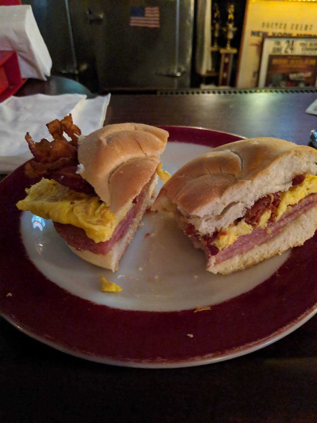 The Clif | restaurant | 605 Clifton Ave, Clifton, NJ 07011, USA | 9733652060 OR +1 973-365-2060