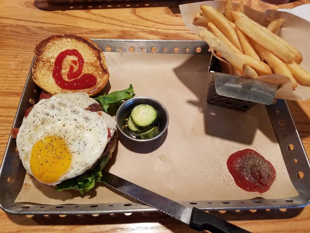 Chilis Grill & Bar | restaurant | 2024 Fayetteville Rd, Van Buren, AR 72956, USA | 4794718445 OR +1 479-471-8445