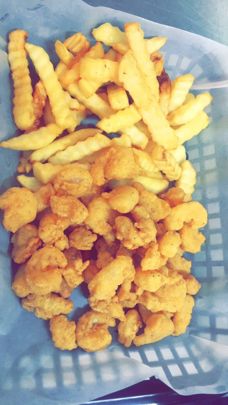 Johns Seafood | restaurant | 4925 Bonnie View Rd, Dallas, TX 75241, USA | 2143766606 OR +1 214-376-6606