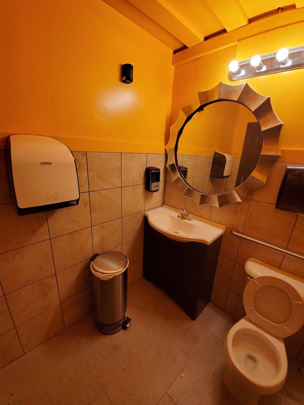 Ibex Ethiopian restaurant | restaurant | 1024 Shady Lane Rd, Columbus, OH 43227, USA | 6146940110 OR +1 614-694-0110