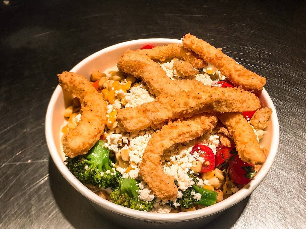 Piada Italian Street Food | restaurant | 4469 Belden Village St NW, Canton, OH 44718, USA | 3309564171 OR +1 330-956-4171