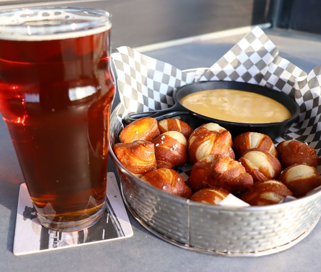 The G.O.A.T. Sports Bar | restaurant | 2514 46th Ave, Greeley, CO 80634, USA | 9703732646 OR +1 970-373-2646