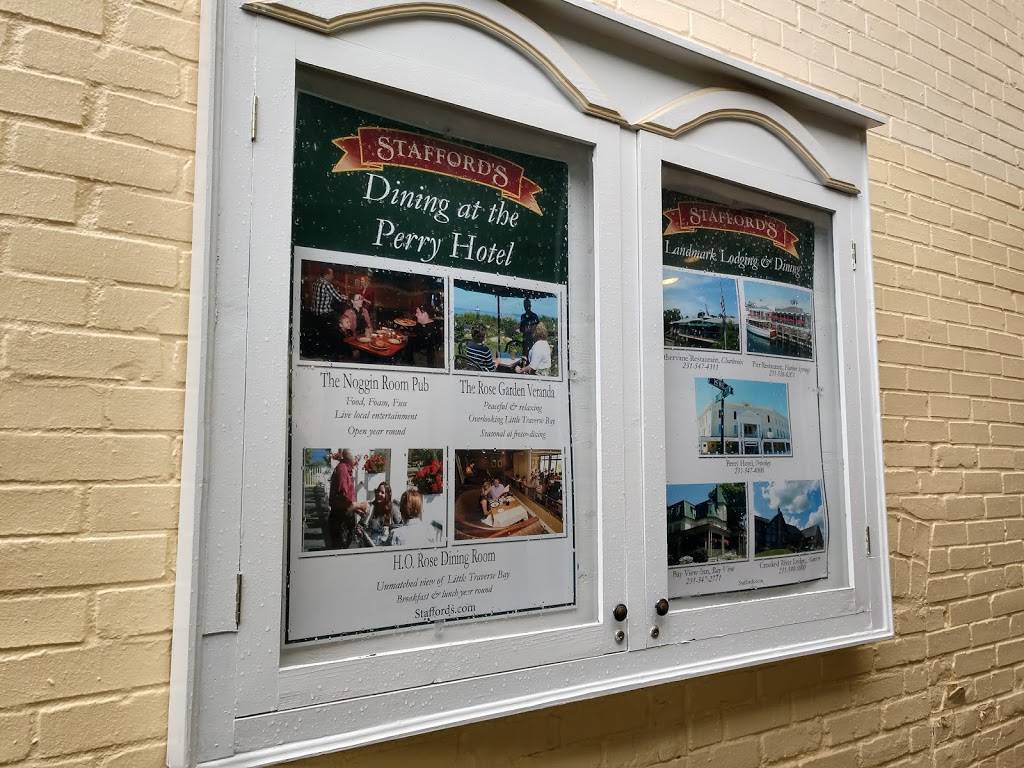 Noggin Room Pub | restaurant | 118 Lewis St, Petoskey, MI 49770, USA | 2313474000 OR +1 231-347-4000