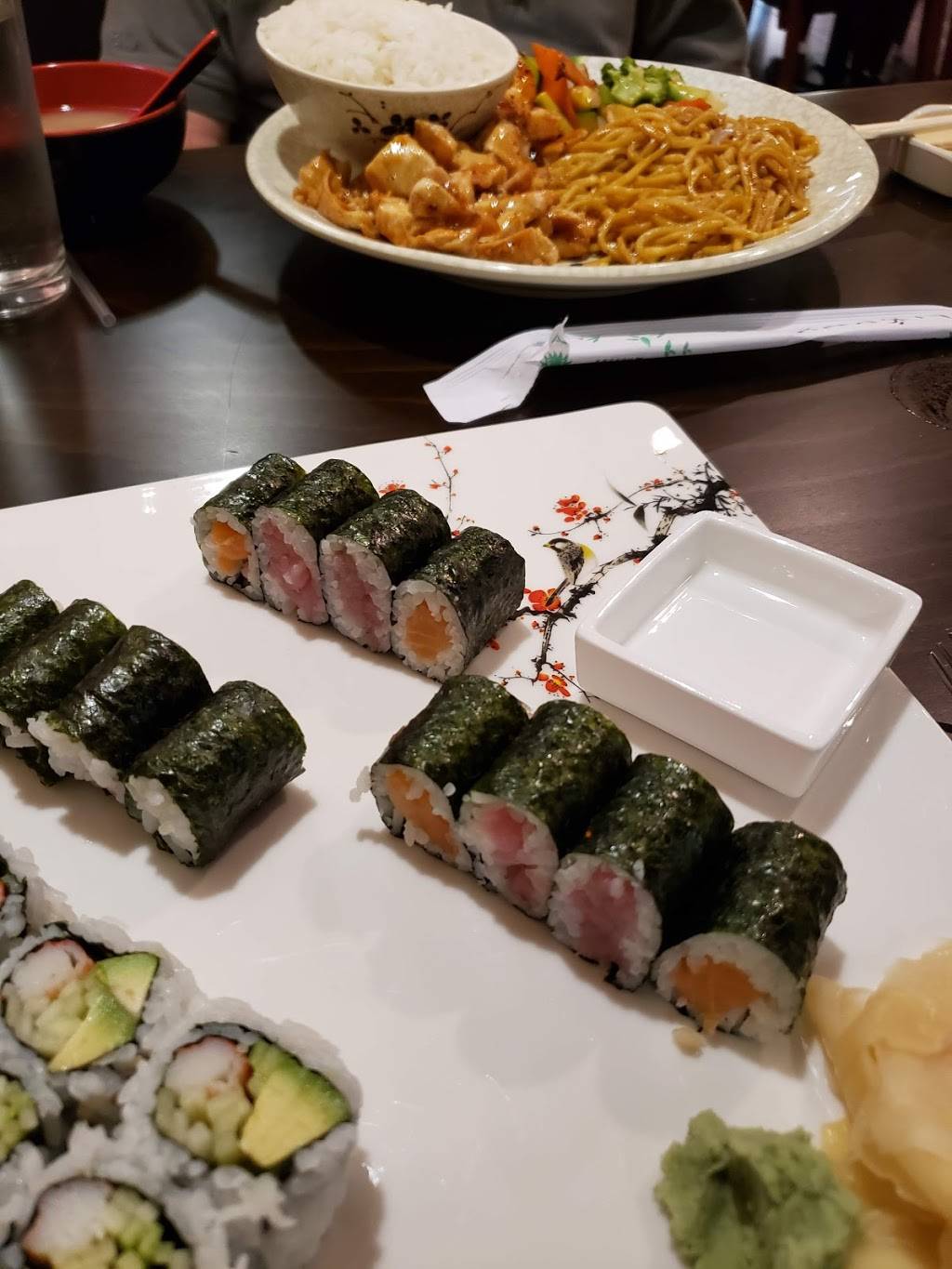 Yamato Japanese Cuisine | restaurant | 1320 N Broadway St, Menomonie, WI 54751, USA | 7153096030 OR +1 715-309-6030