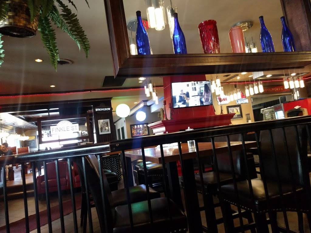 Finkle St. Tap & Grill | restaurant | 450 Simcoe St, Woodstock, ON N4S 1J8, Canada | 5192909100 OR +1 519-290-9100