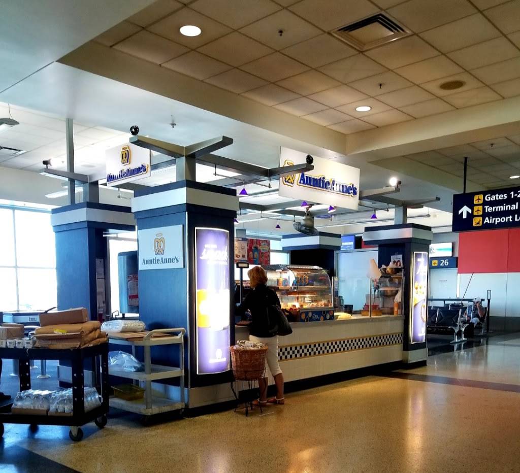 Auntie Annes | cafe | Southwest Airlines Term, 1 Airport Dr, Oakland, CA 94621, USA | 5105633249 OR +1 510-563-3249