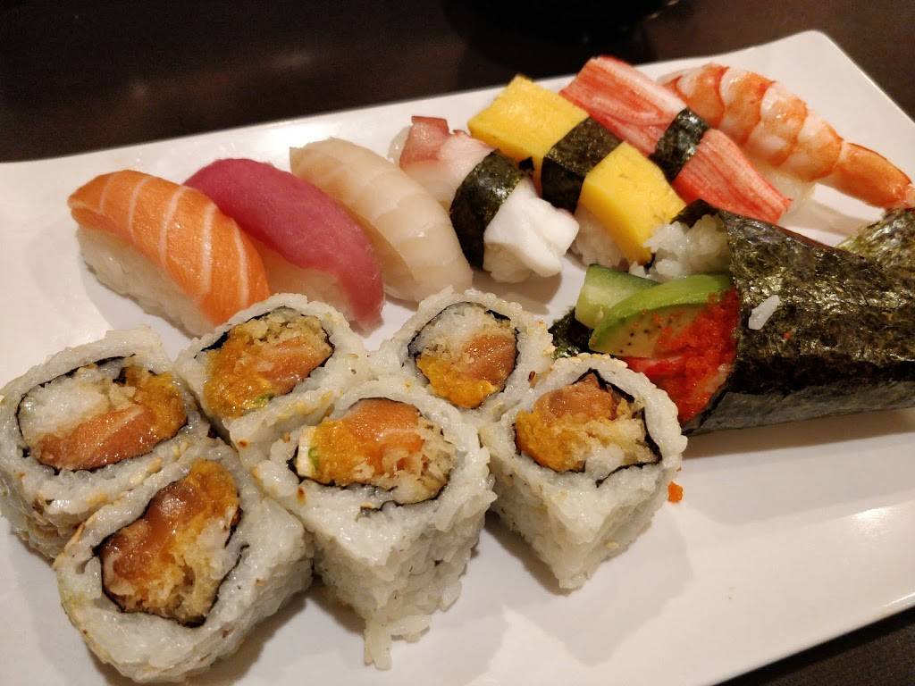 Sushi T&T | restaurant | 25 Harwood Ave S, Ajax, ON L1S 2B8, Canada | 9056834075 OR +1 905-683-4075
