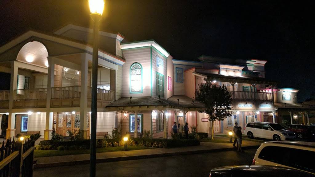 Buck Owens Crystal Palace | restaurant | 2800 Buck Owens Blvd, Bakersfield, CA 93308, USA | 6613287560 OR +1 661-328-7560