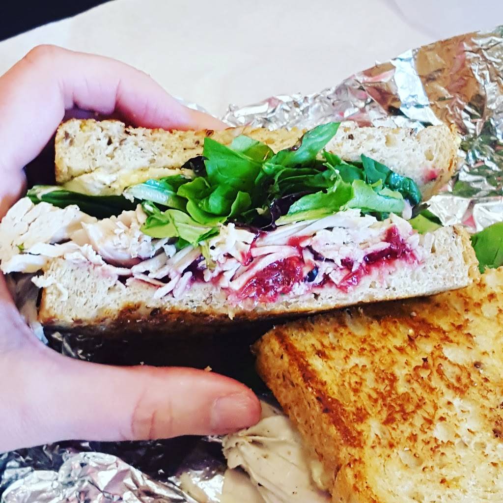 Earls Sandwiches (Clarendon) | restaurant | 2605 Wilson Blvd, Arlington, VA 22201, USA | 7032480150 OR +1 703-248-0150