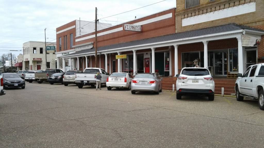 Luigis Restaurant | restaurant | 1876 N Railroad Ave, Arcadia, LA 71001, USA | 3182632248 OR +1 318-263-2248