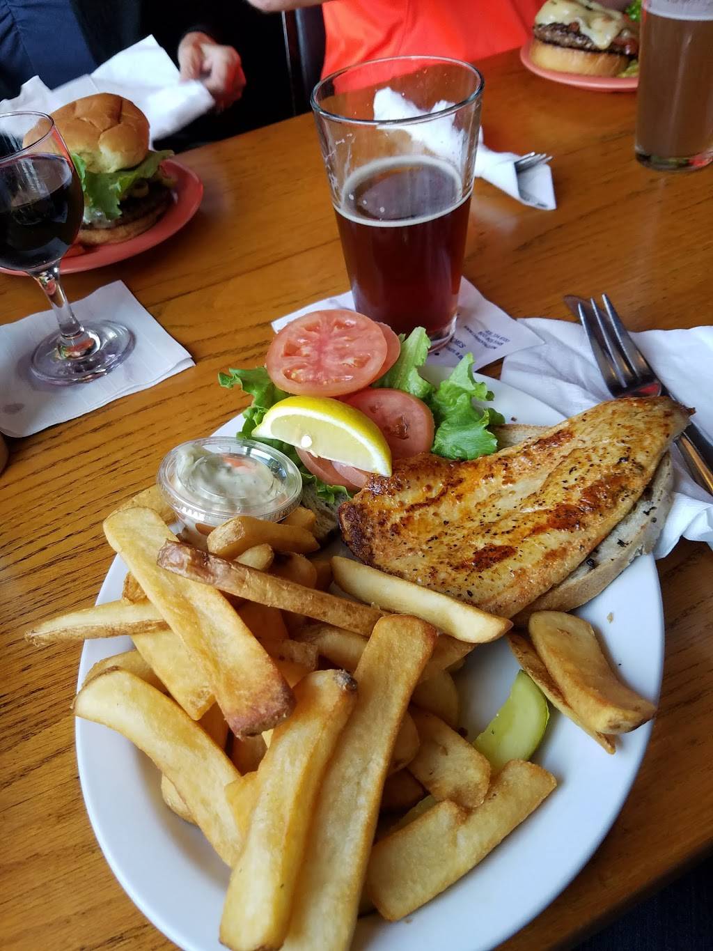 Arts Tavern | restaurant | 6487 W Western Ave, Glen Arbor, MI 49636, USA | 2313343754 OR +1 231-334-3754