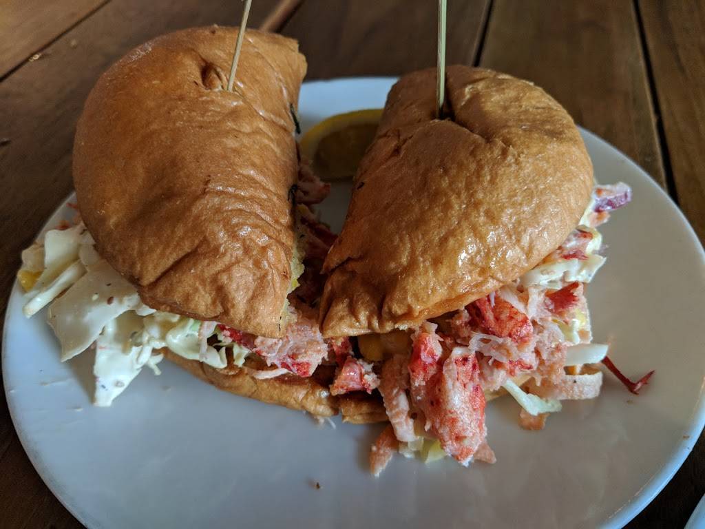 Ways & Means Oyster House | restaurant | 21022 CA-1 B140, Huntington Beach, CA 92648, USA | 7149604300 OR +1 714-960-4300