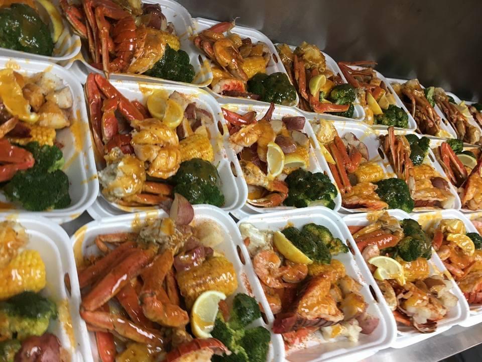 Seafood Junction | restaurant | 2511 W 95th St, Evergreen Park, IL 60805, USA | 7089305866 OR +1 708-930-5866