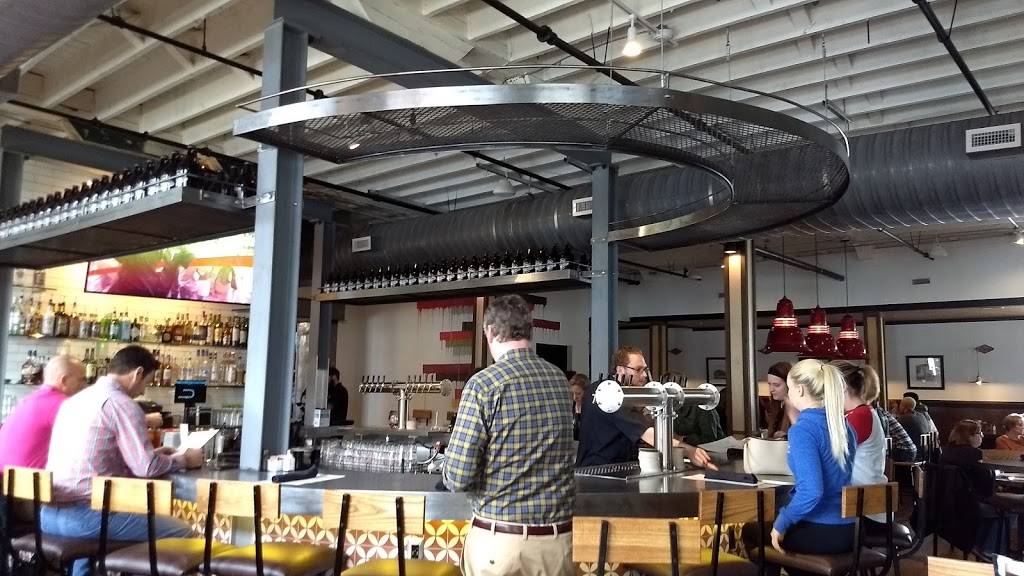 Strawberry Alley Ale Works | restaurant | 103 Strawberry Alley, Clarksville, TN 37040, USA | 9319194777 OR +1 931-919-4777