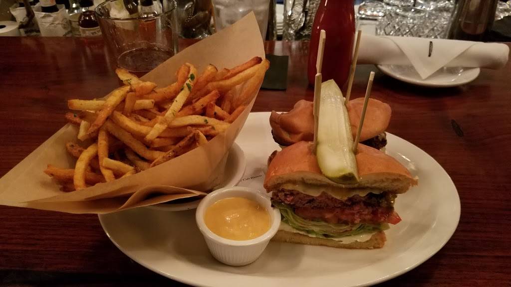 Neighborhood Services Bar Room & Broiler | restaurant | 10720 Preston Rd, Dallas, TX 75230, USA | 2143681101 OR +1 214-368-1101