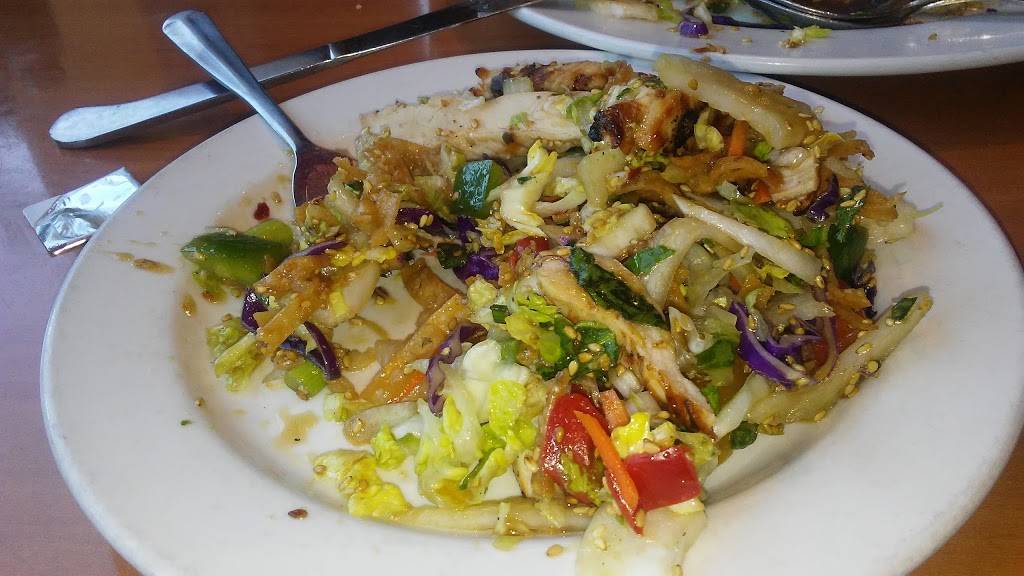 Sammys Woodfired Pizza & Grill | restaurant | 1620 Camino De La Reina, San Diego, CA 92108, USA | 6192988222 OR +1 619-298-8222