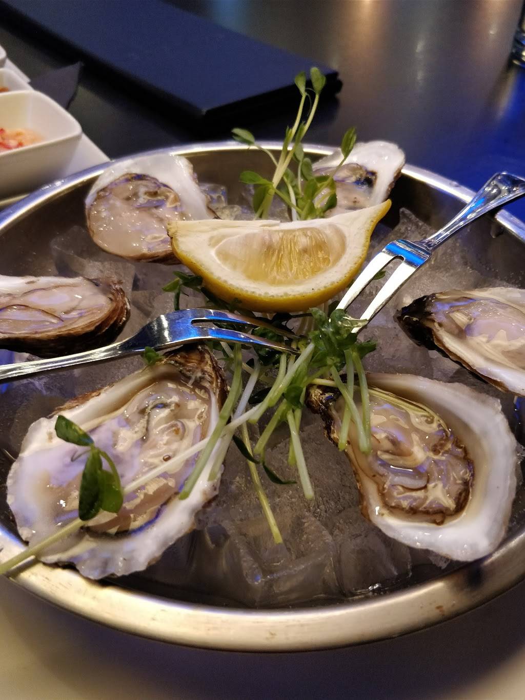 Cagneys Steakhouse & Winebar | restaurant | 128 Queen St S Unit 10, Mississauga, ON L5M 1K8, Canada | 9058262311 OR +1 905-826-2311