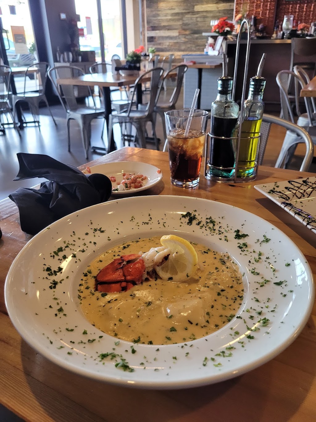 Eatalio Pasta & Wine | restaurant | 6348 S Higley Rd STE 106, Gilbert, AZ 85298, USA | 4806253860 OR +1 480-625-3860