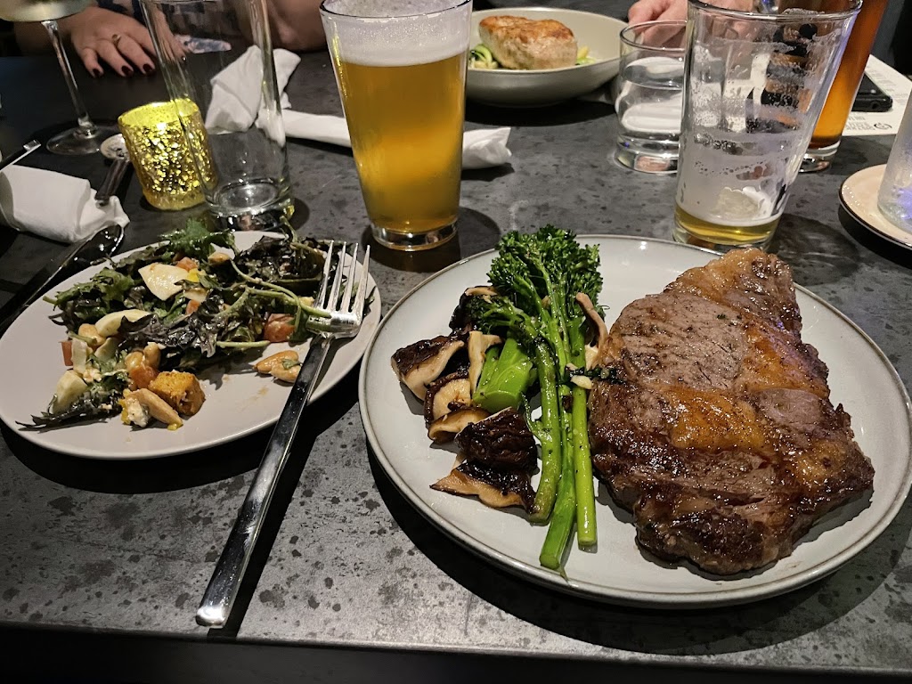 District South Kitchen & Craft | restaurant | 3301 S Dale Mabry Hwy, Tampa, FL 33629, USA | 8139998025 OR +1 813-999-8025