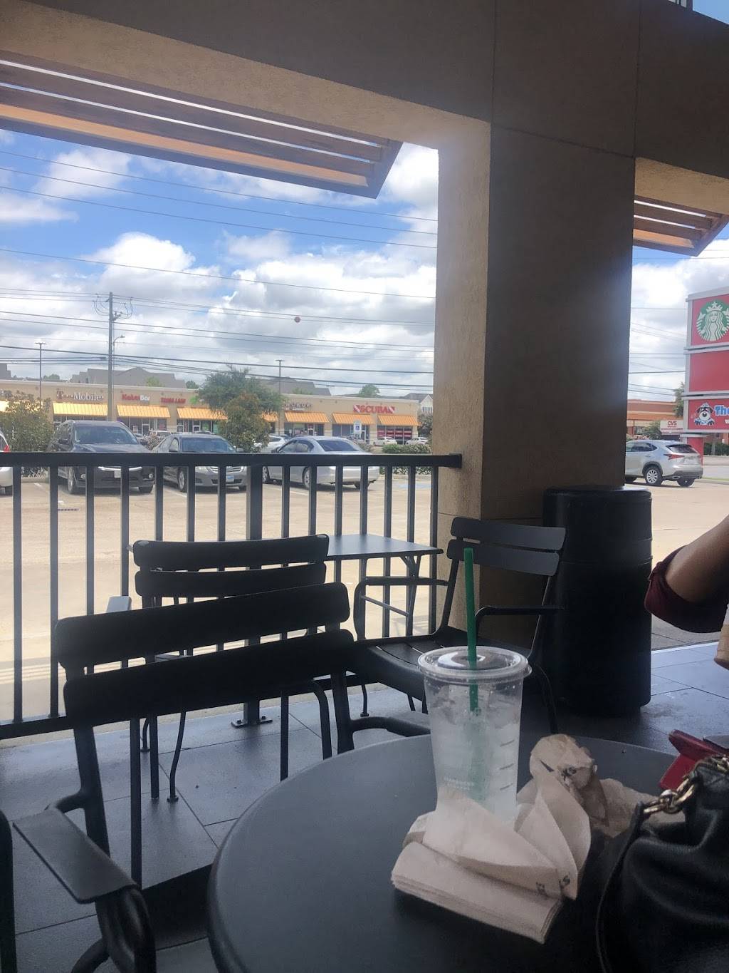 Starbucks | cafe | 9235 Westheimer Rd, Houston, TX 77063, USA | 7132665257 OR +1 713-266-5257