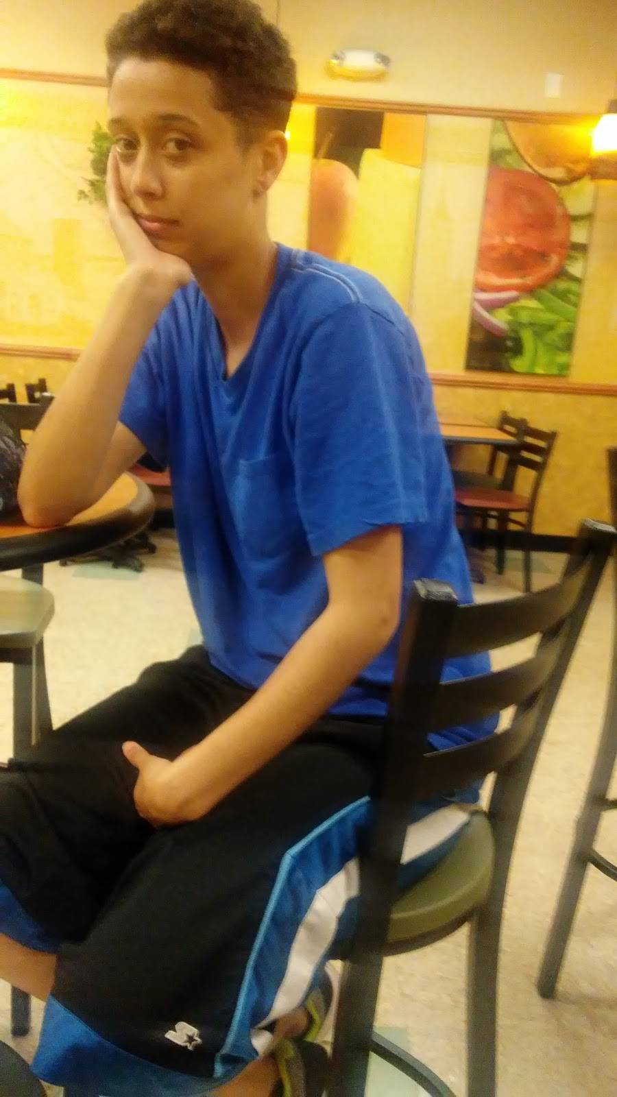 Subway | restaurant | 2137 NW 23rd St, Oklahoma City, OK 73107, USA | 4055246222 OR +1 405-524-6222