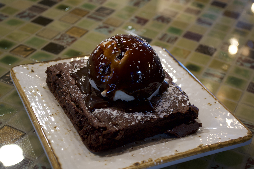 Tonis Trattoria | restaurant | 19 W Columbus St, Galena, OH 43021, USA | 7409365125 OR +1 740-936-5125