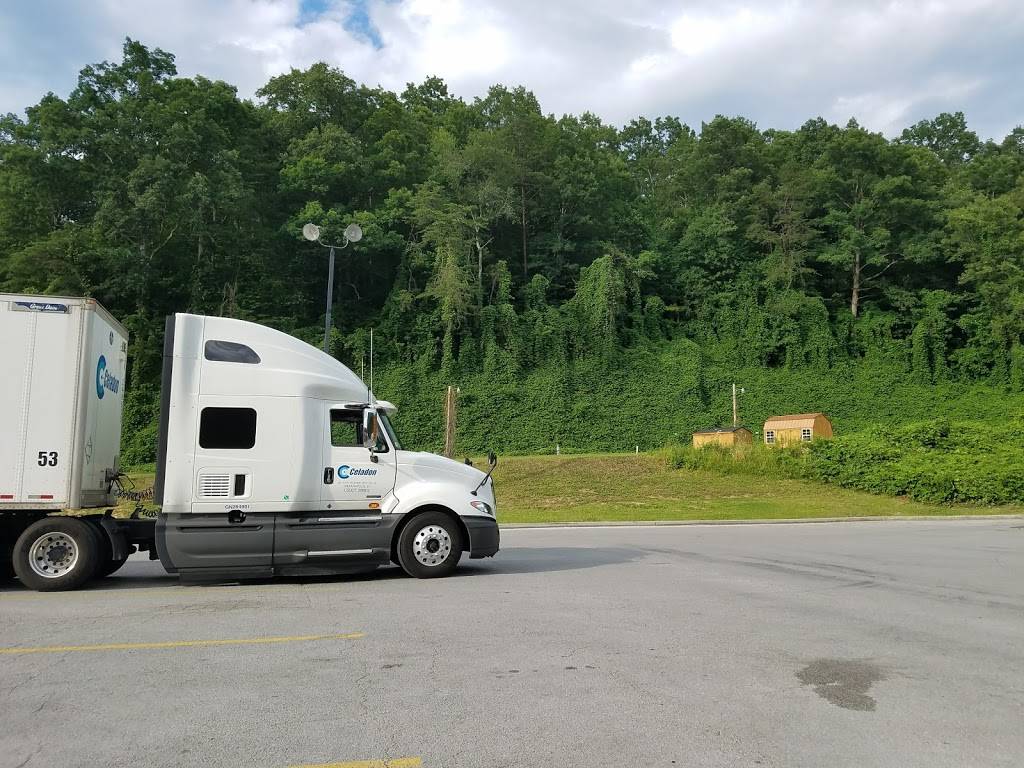 Pilot Travel Center | restaurant | 3000 US, US-25E Scenic, Middlesboro, KY 40965, USA | 6062484057 OR +1 606-248-4057