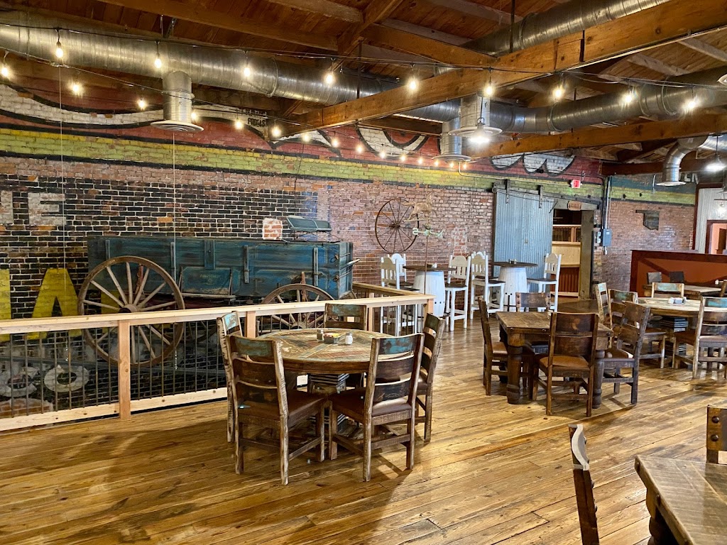 Cherokee Ranch Land & Cattle Co. | restaurant | 112 E Cherokee Ave, Enid, OK 73701, USA | 5802975084 OR +1 580-297-5084