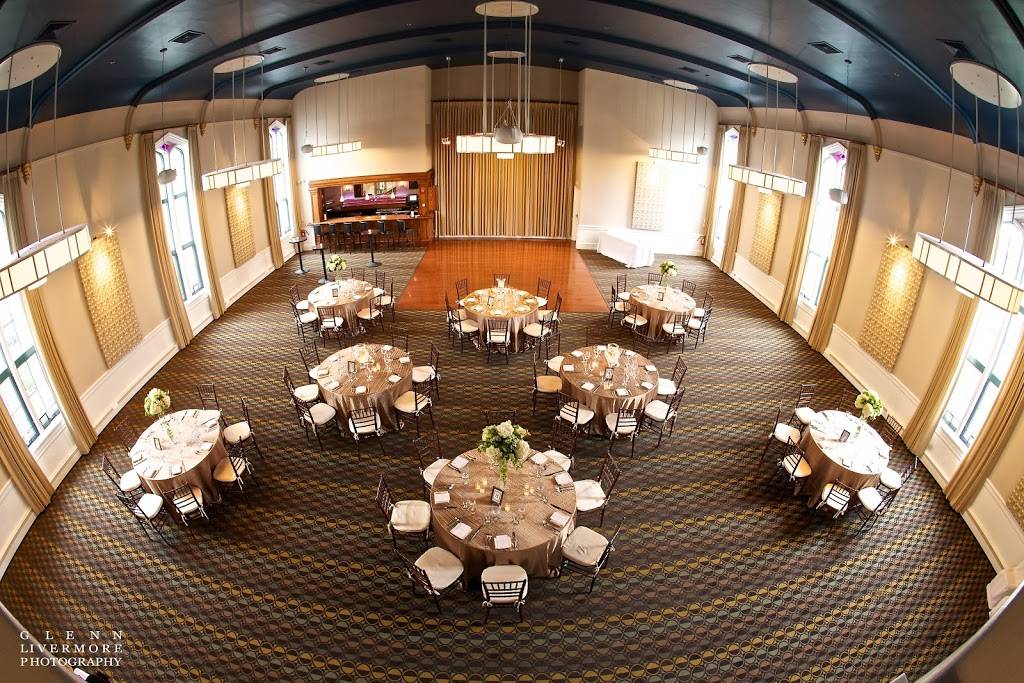 Steeple Hall at Mission Oak Grill | restaurant | 26 Green St, Newburyport, MA 01950, USA | 9789610926 OR +1 978-961-0926