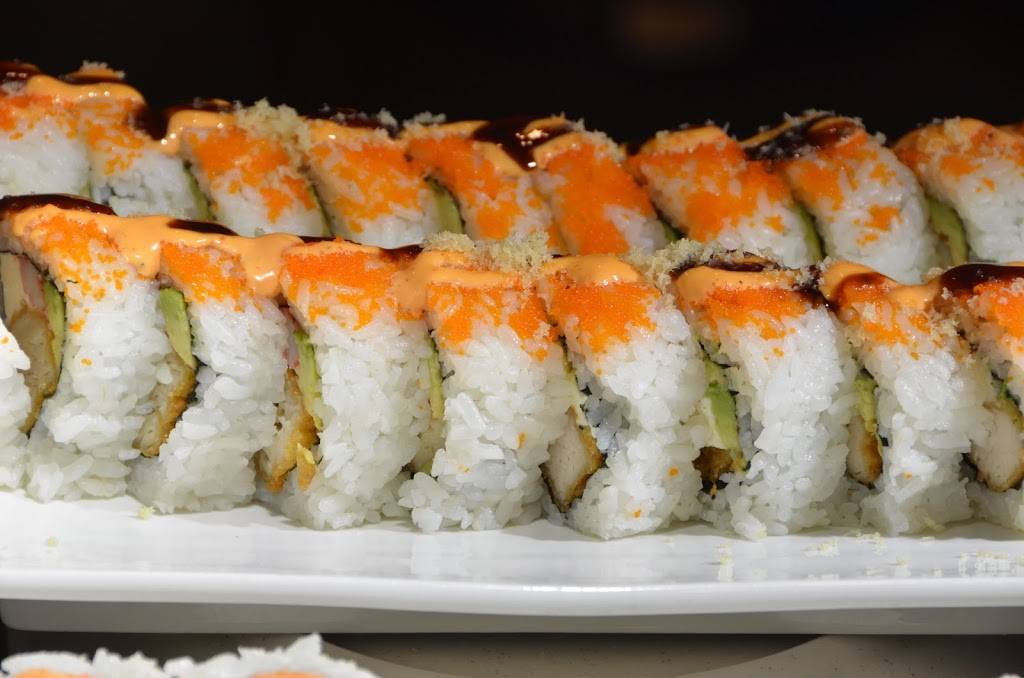 China House | restaurant | 1900 Sycamore Rd, DeKalb, IL 60115, USA | 8157480032 OR +1 815-748-0032