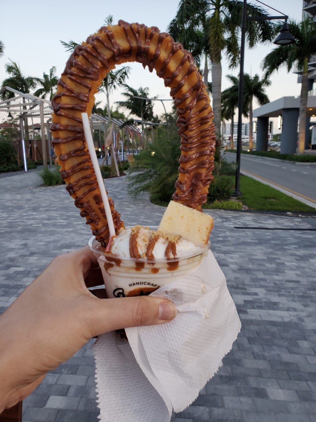 The Doral Yard | restaurant | 8455 NW 53rd St Suite 106, Doral, FL 33166, USA | 3057445038 OR +1 305-744-5038