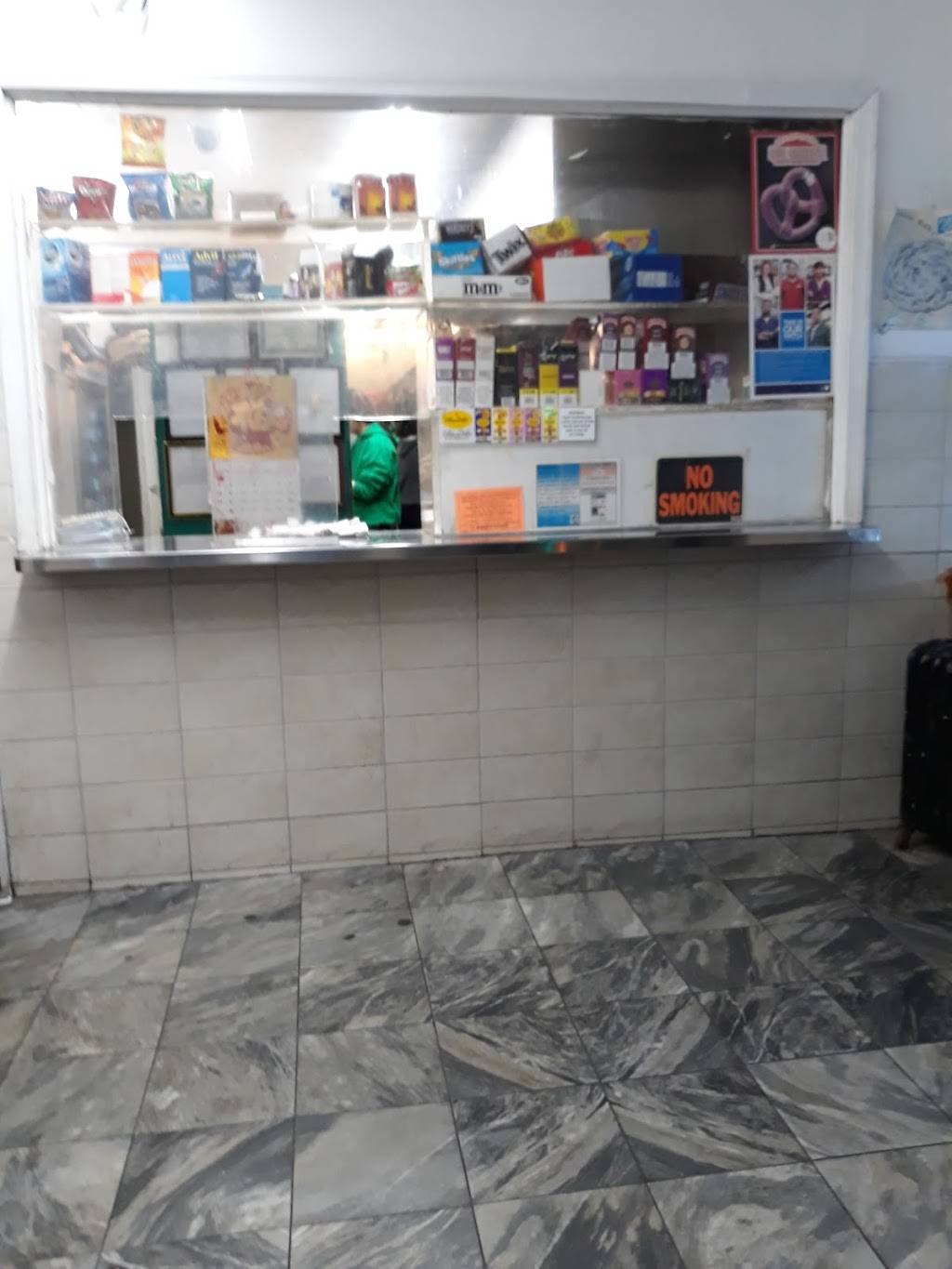 Golden House | restaurant | 4001 N 6th St, Philadelphia, PA 19140, USA | 2152296333 OR +1 215-229-6333