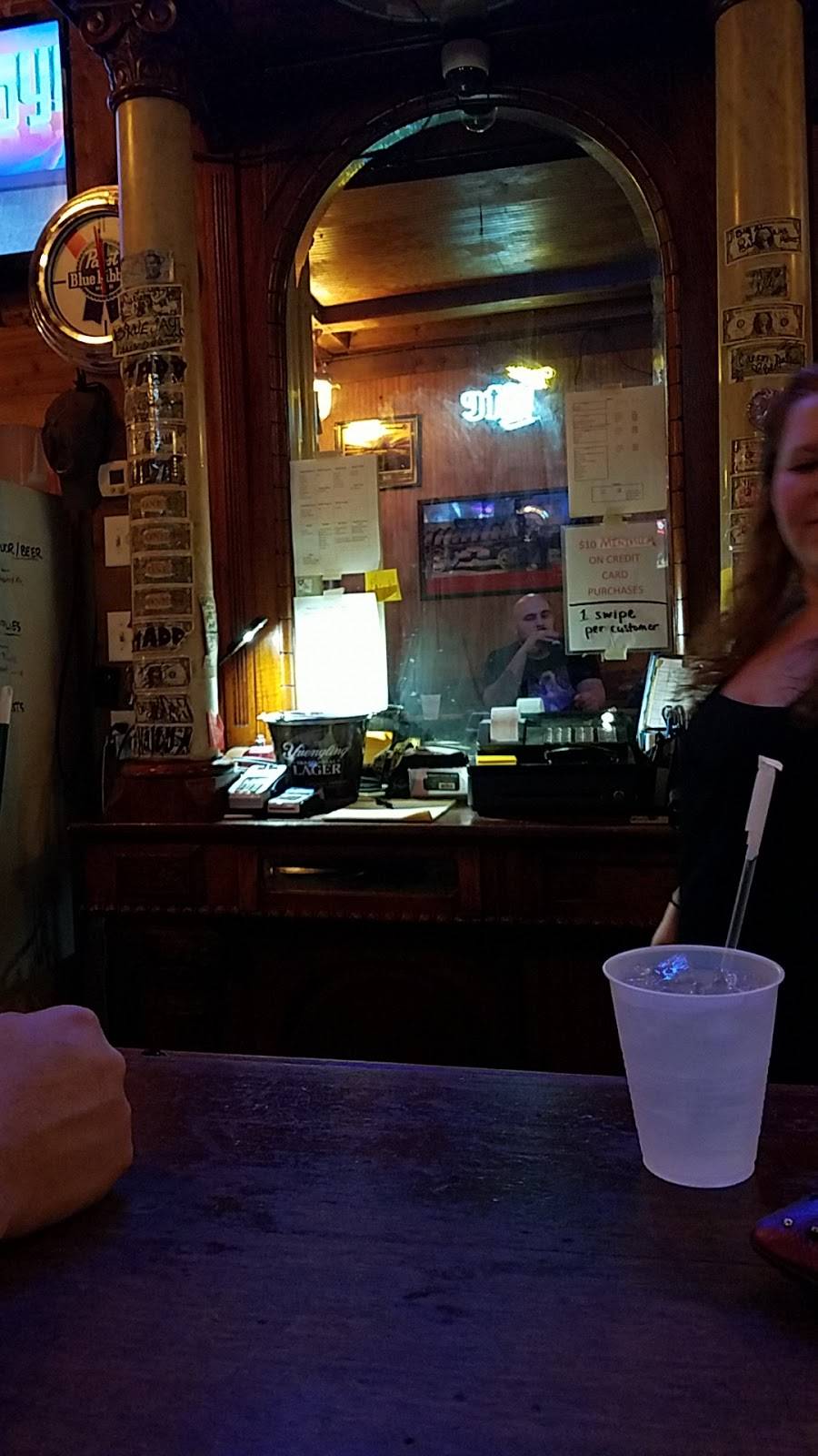 Olde Downtown Tavern | restaurant | 1005 16th St, Bedford, IN 47421, USA | 8126758546 OR +1 812-675-8546